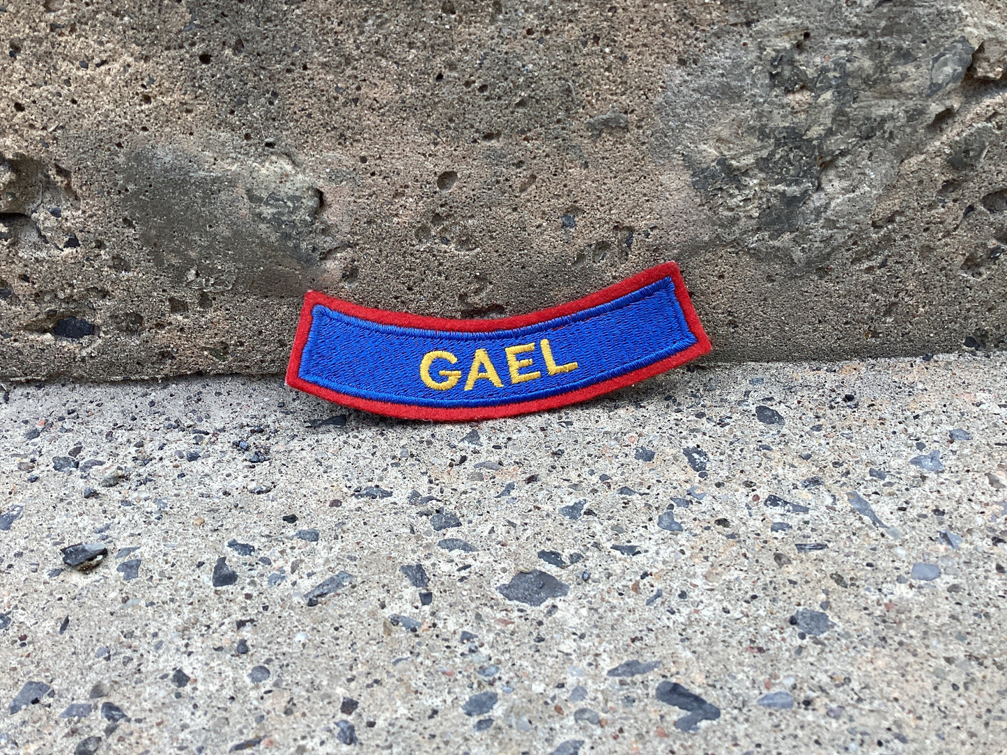 Gael Jacket Bar
